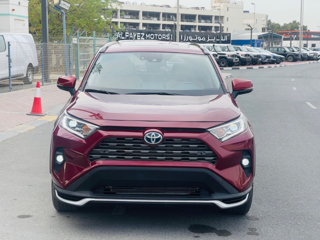 تويوتا راف ٤ Xle hybrid full option