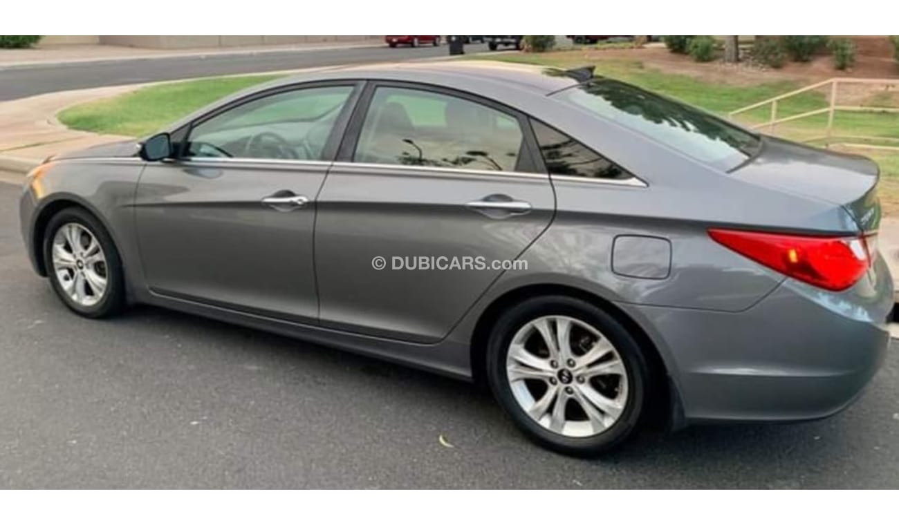Hyundai Sonata 2013 HYUNDAI SONATA FULL OPTION Panorama IN GREAT CONDITION AND CLEAN FROM INSIDE/OUT