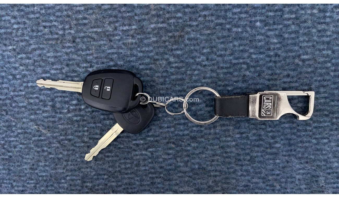 تويوتا يارس E 1.5 | +مع الضمان | كمان تم فحص ١٥٠