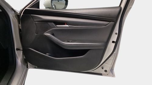 مازدا 3 Select | شامل الضمان | 0 ﺪﻔﻋﺓ ﺃﻮﻟﻯ