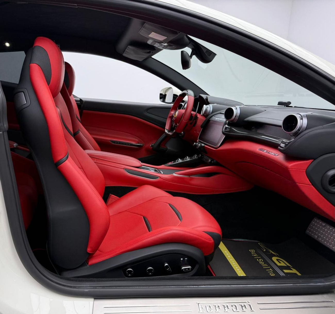 فيراري جي تي سي 4  لوسو 2018 Ferrari GTC4Lusso T, Full Ferrari Service History, Very Low Km, Excellent Condition, Japanese