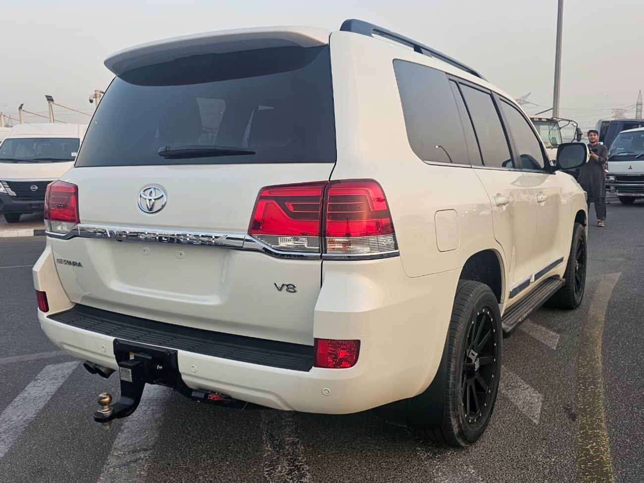 Toyota Land Cruiser 2019 TOYOTA LAND CRUISER V8 SAHARA