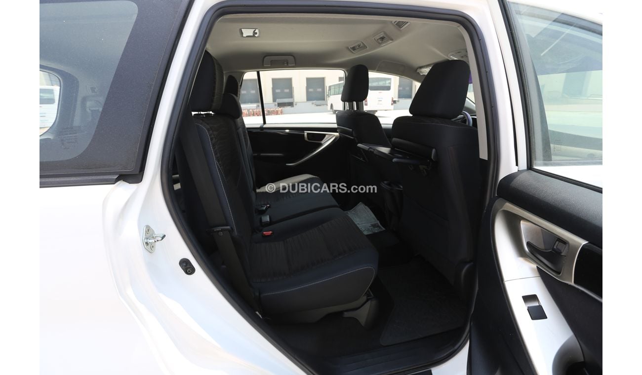 Toyota Innova SE 2.7cc with Cruise Control and Alloy Wheels(11987)