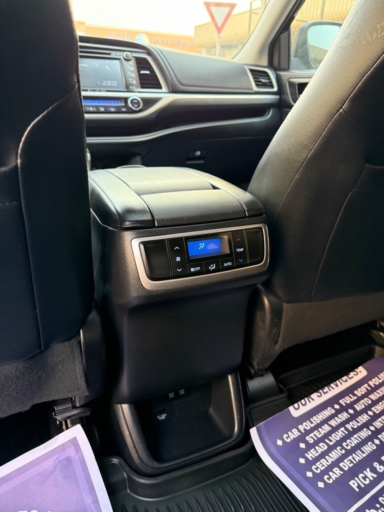 Toyota Highlander 2018 SE LIMITED AWD MOONROOF 3.5 FULL OPTION USA IMPORTED