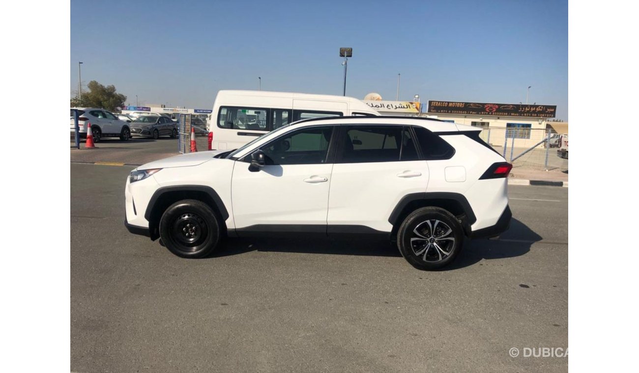 تويوتا راف ٤ TOYOTA RAV4 LE