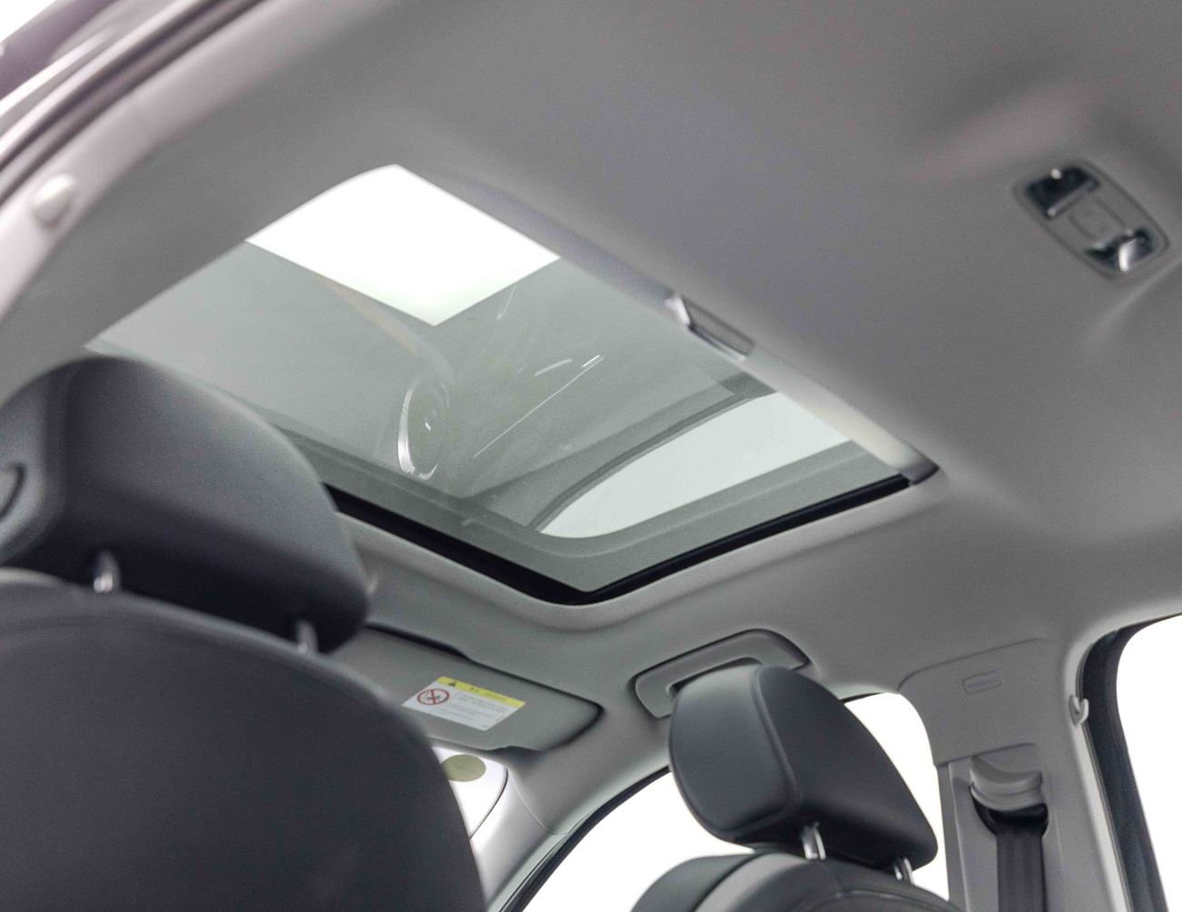 Audi Q2 Fashion 1.5L - Black Inside Black