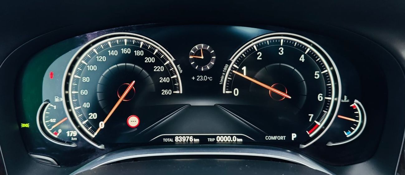 بي أم دبليو 750Li M Sport 4.4L (523 HP)