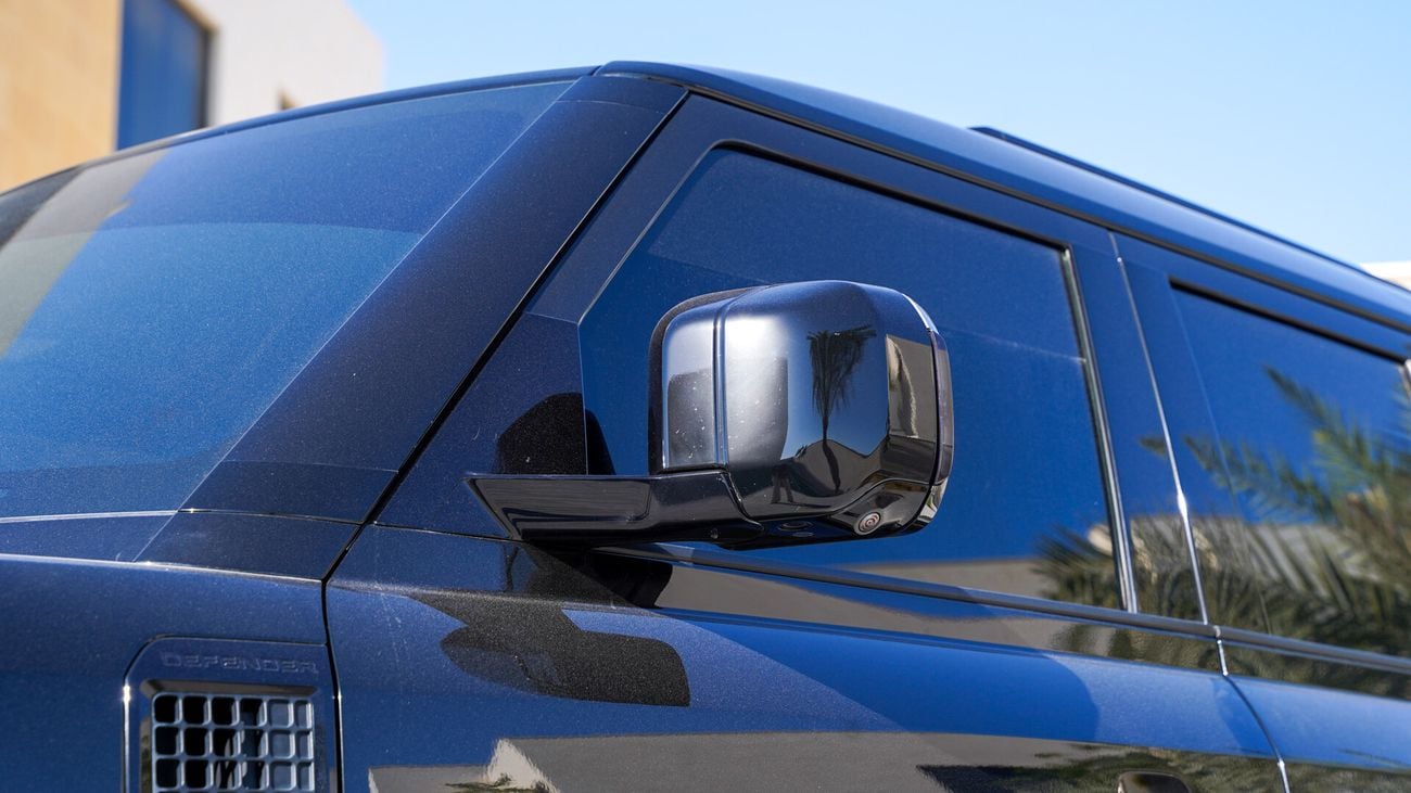 لاند روفر ديفندر