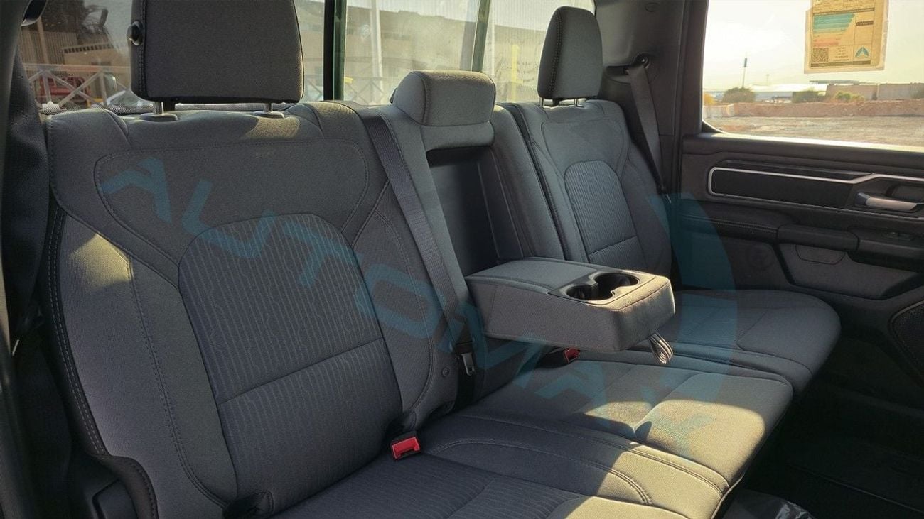 RAM 1500 Bighorn eTorque 3.6L V6 4x4 GCC 0Km With 3 Years Or 100,000 Km Warranty