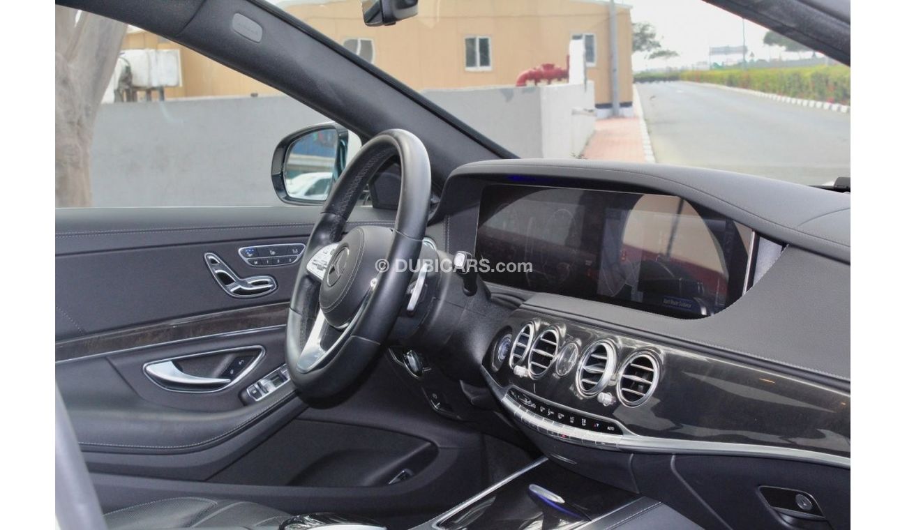 Mercedes-Benz S 560 Std MERCEDESZ-BENZ S560