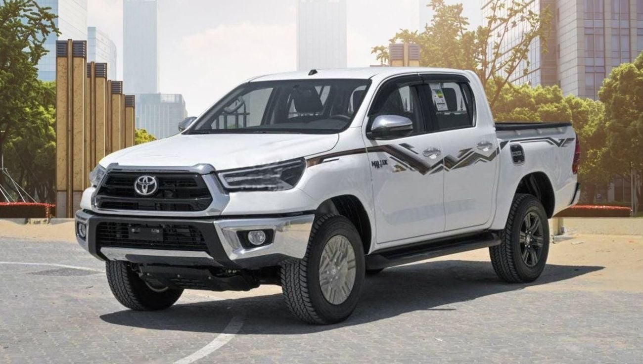 تويوتا هيلوكس 2.7 SR5, DIGITAL AC, ALLOY WHEELS, FOG LAMPS, MODEL 2024