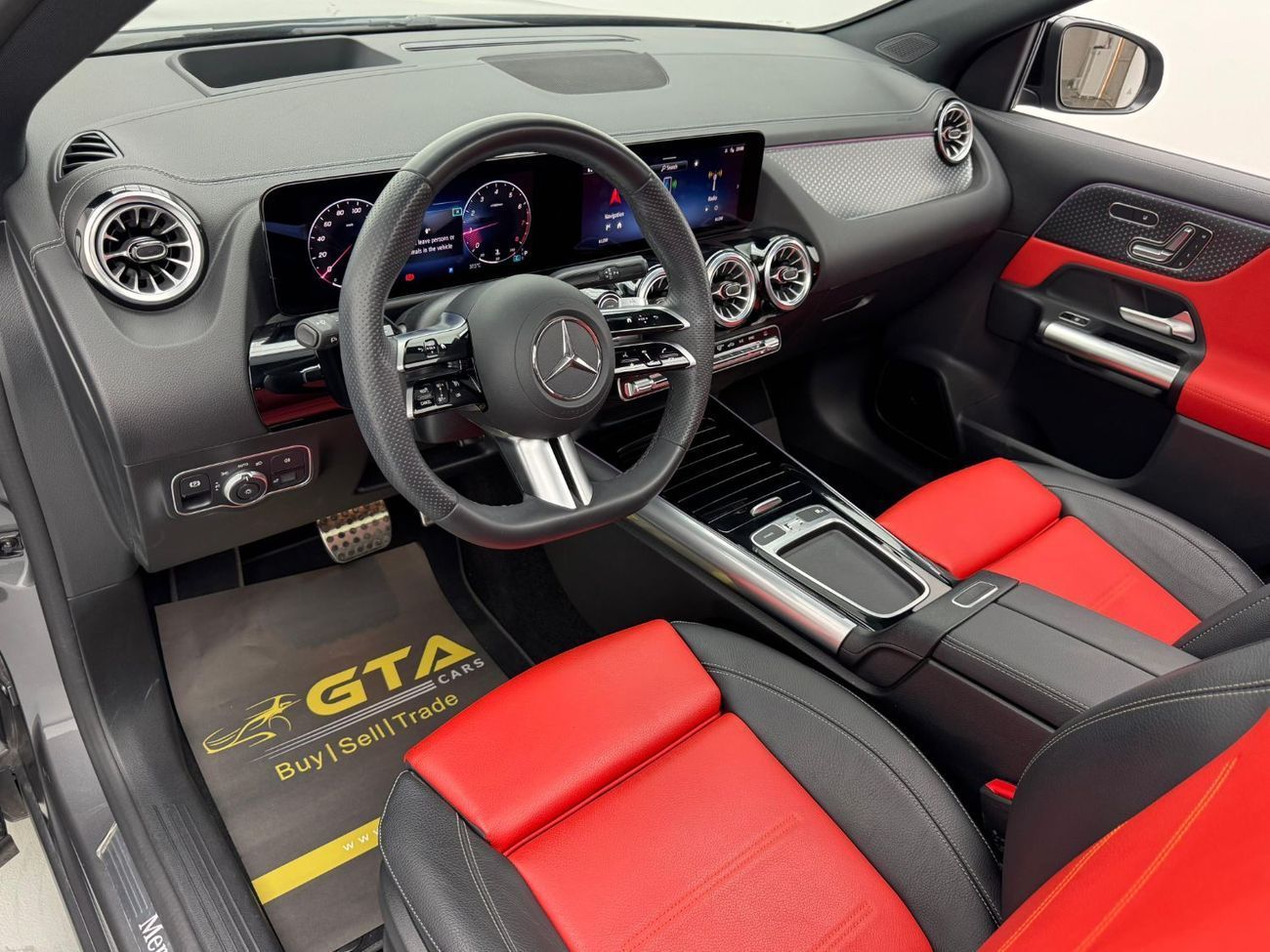 مرسيدس بنز GLA 200 2024 Mercedes-Benz GLA 200 AMG Night package, 2029 Agency Warranty + 2026 Service Contract, Agency F