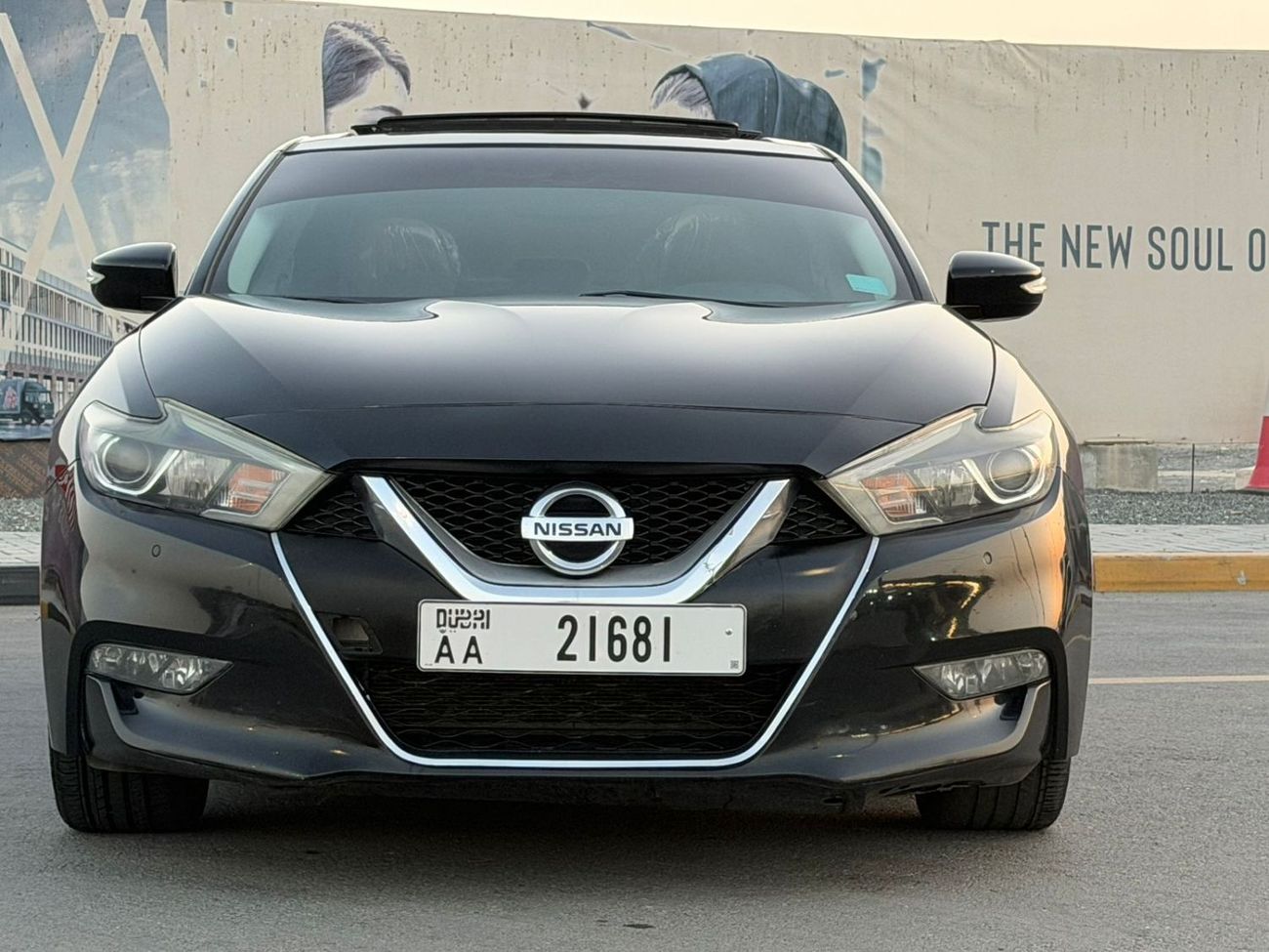Nissan Maxima Top-of-the-line model, full options, panoramic