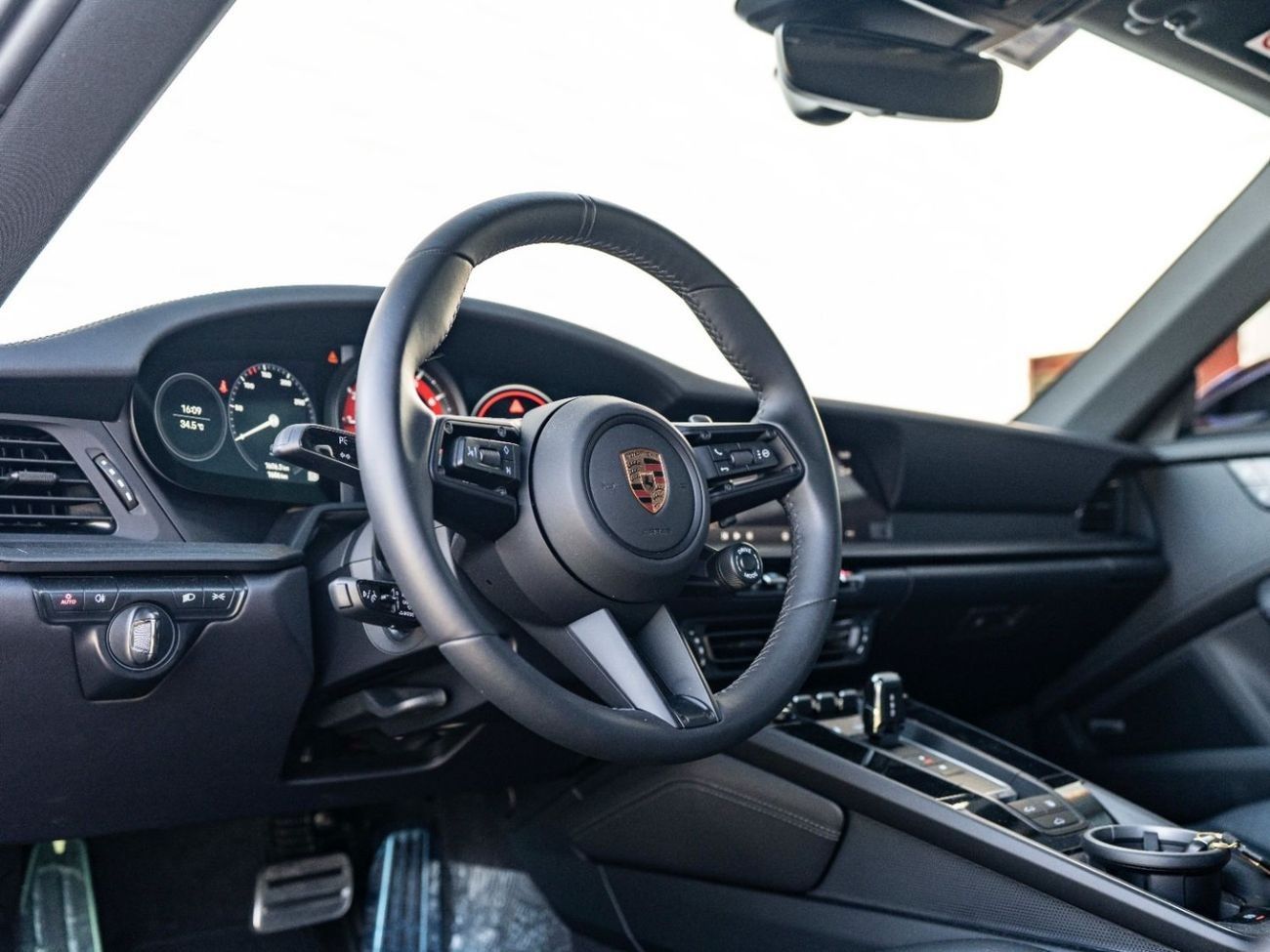 Porsche 911 Carrera 4GTS 3.0L (475 HP) Coupe