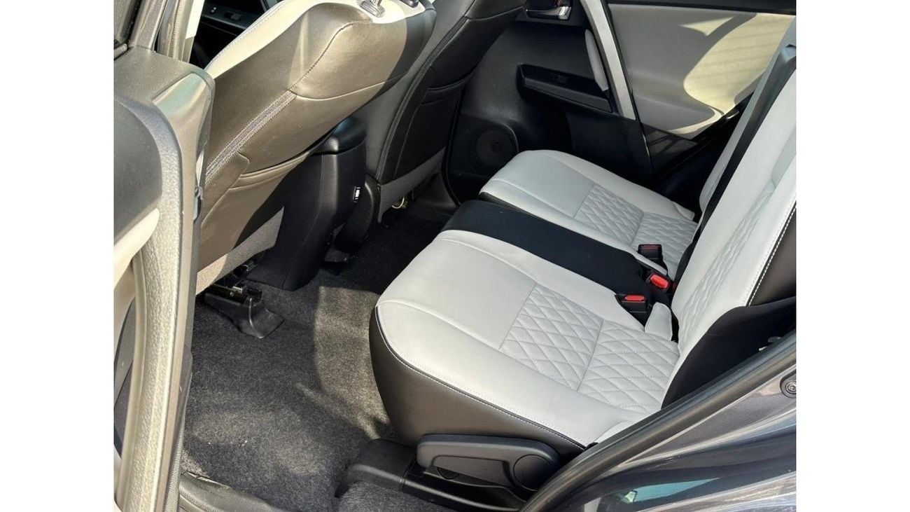 تويوتا راف ٤ VXR