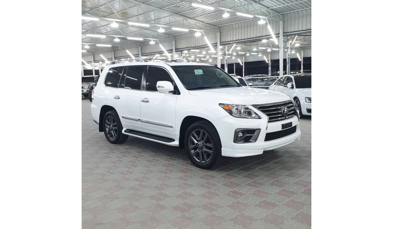 Lexus LX570 S