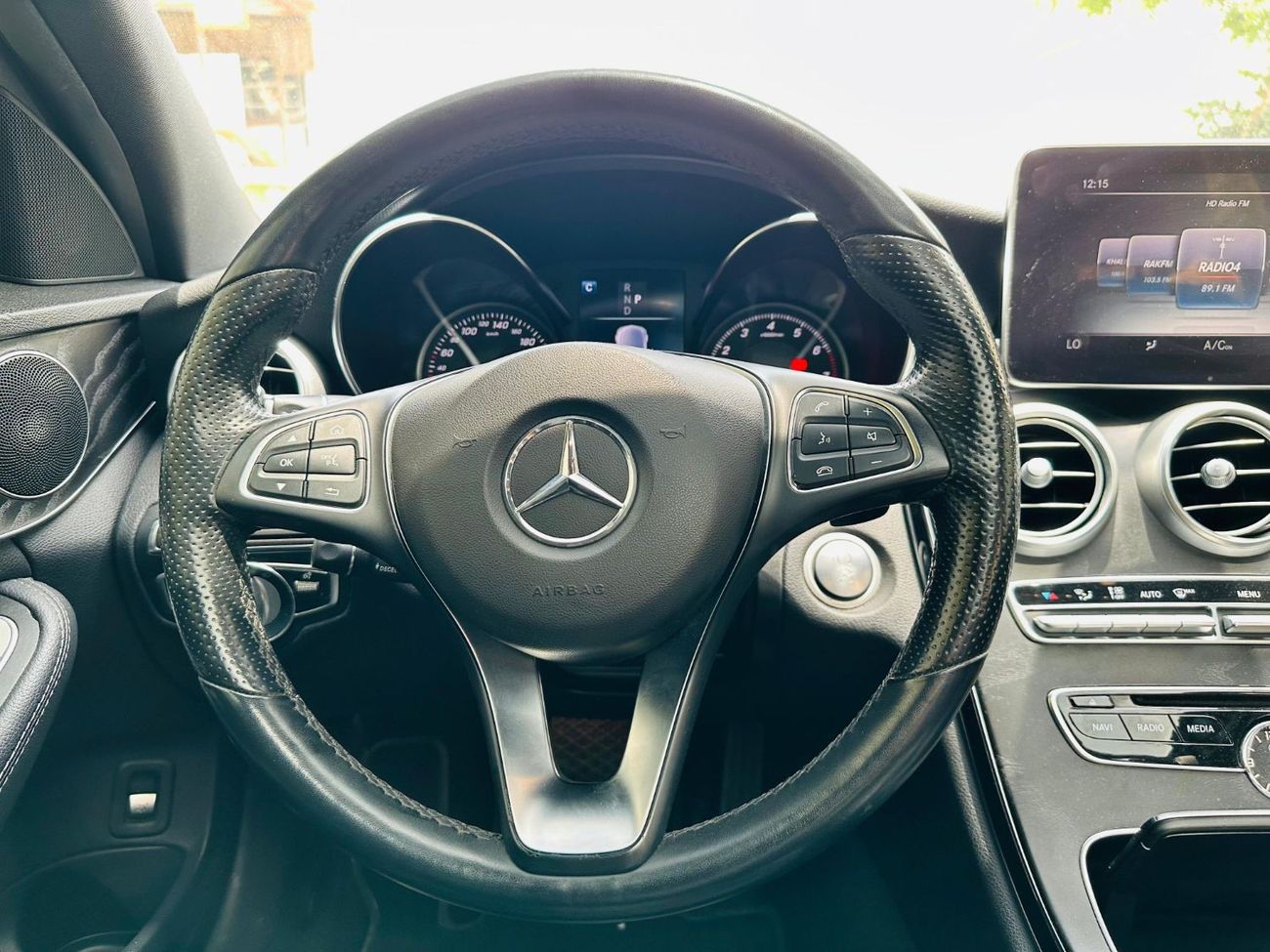 Mercedes-Benz C 300 Luxury FIX PRICE | AED 945 PM AVAILABE | Mercedes C300 AMG 2018 | NO LOW BALLERS | NO ACCIDENT HISTO