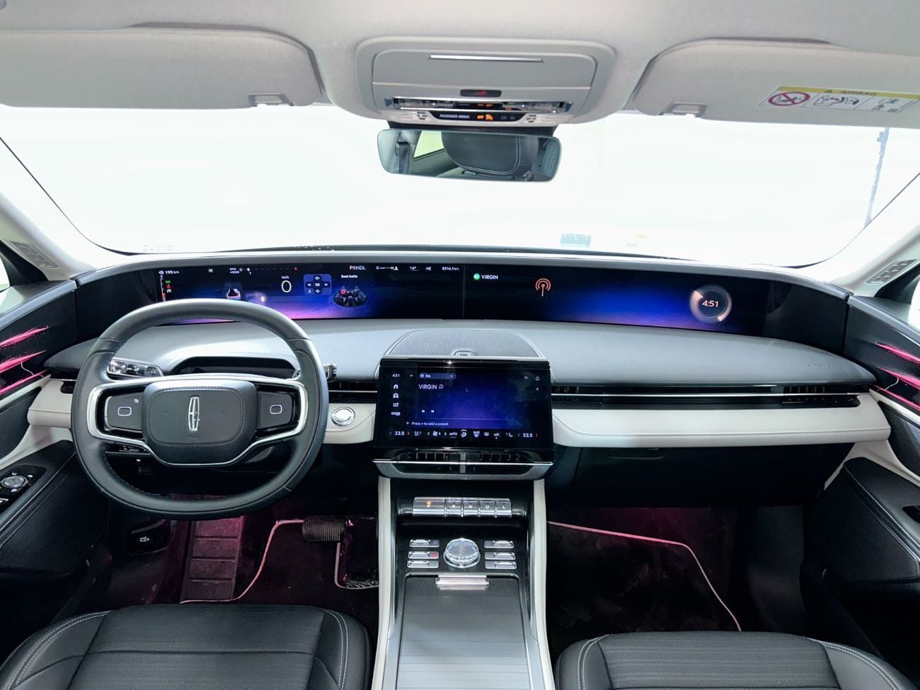 Lincoln Nautilus RESERVE I NAU325 / AL TAYER MOTORS AL QOUZ SHOWROOM