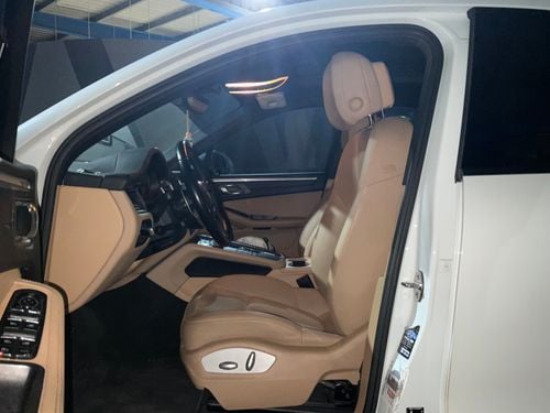 بورش ماكان Standard+ | شامل الضمان | 0 ﺪﻔﻋﺓ ﺃﻮﻟﻯ