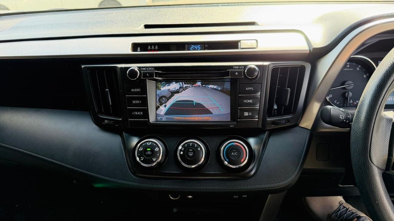 تويوتا راف ٤ -