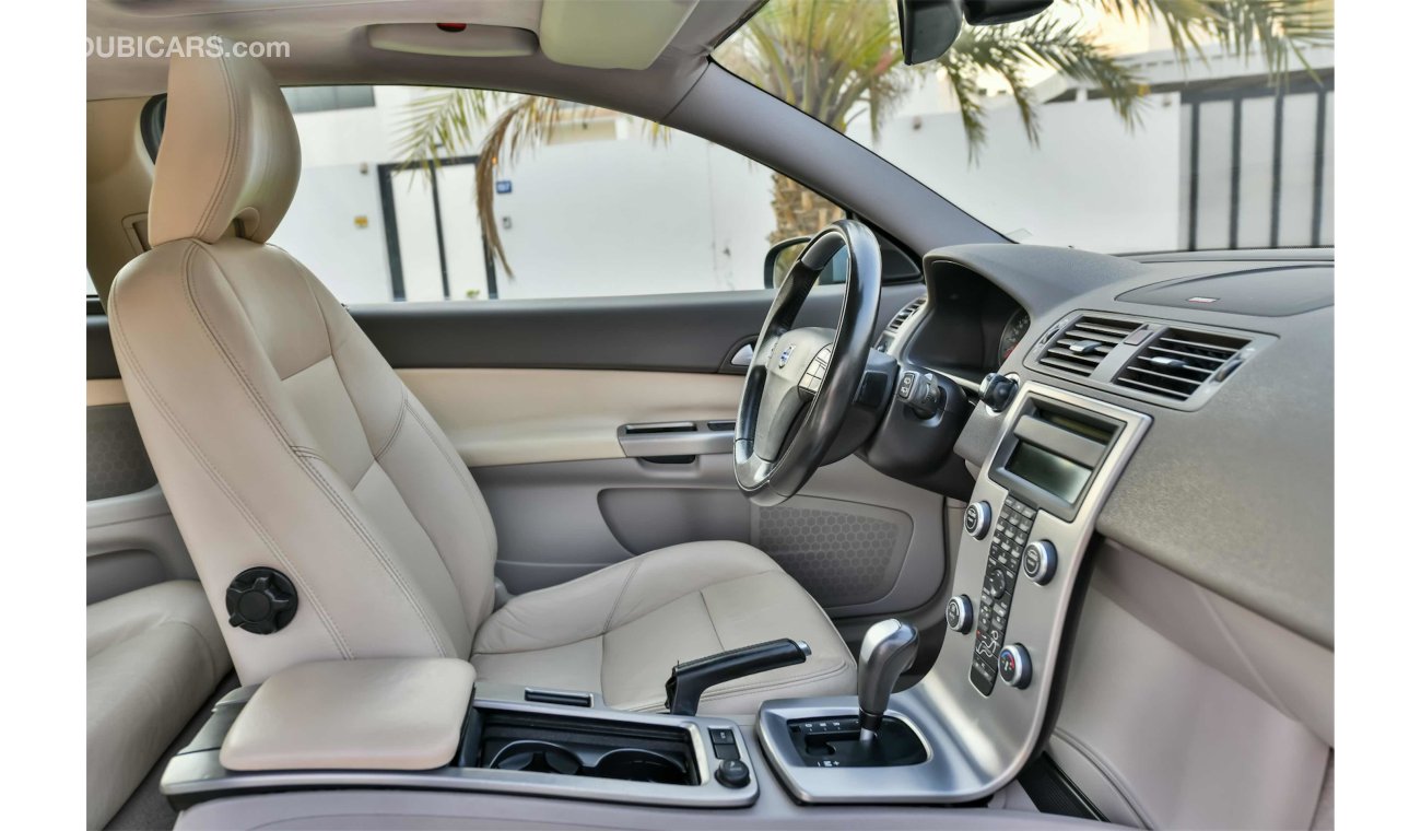 فولفو C30 R-Design Prestige Edition - Fantastic Condition - AED 1,639 Per Month - 0% DP