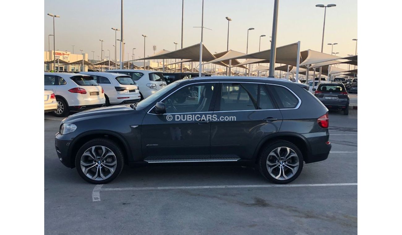 بي أم دبليو X5 النوع : بي ام دبليو X5 الموديل : 2011 المواصفات :     خليجي فل مواصفات بانوراما شاشه وتحكم كهربي كام