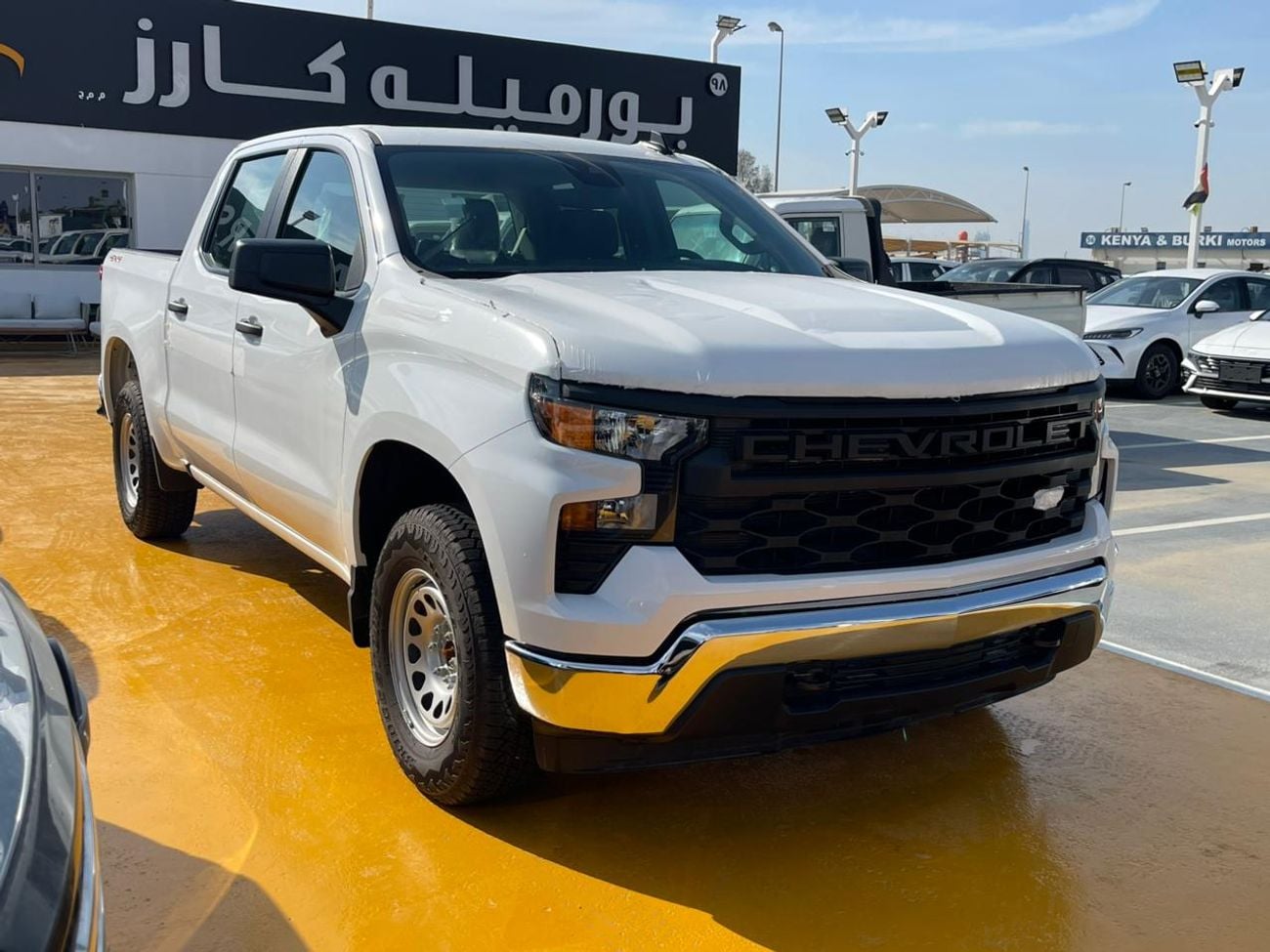 Chevrolet Silverado 5.3 V8 LT V8 5.3L AWD GCC