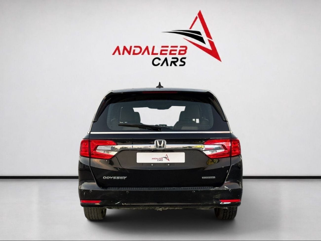 Honda Odyssey AED 698 P.M | 0% DOWN PAYMENT | HONDA ODYSSEY TOURING | 3.5L V6 | 2019 | GCC SPECS