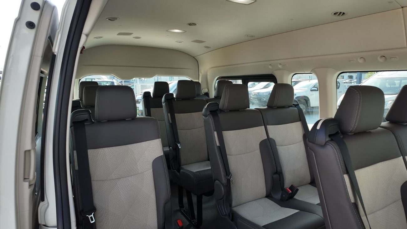 Toyota Hiace TOYOTA HIACE GL HIGH ROOF 2026