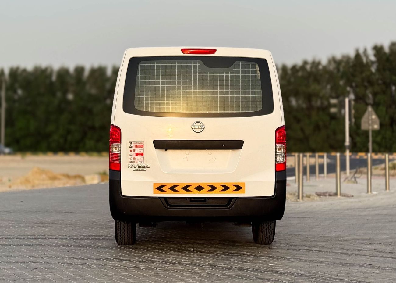 Nissan Urvan Panel Van Std 2.5L M/T (3 Seater) Petrol (4 Door) Nissan Urvan Van | 2.5 L | 2021 | GCC | Accident-F