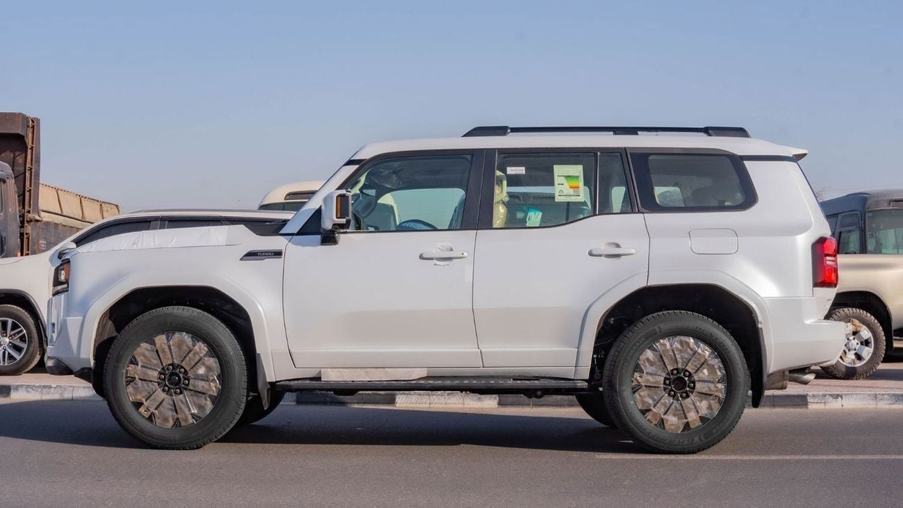 Toyota Prado 2026 Toyota Prado VXL 2.4L AT Petrol (White-Beige)
