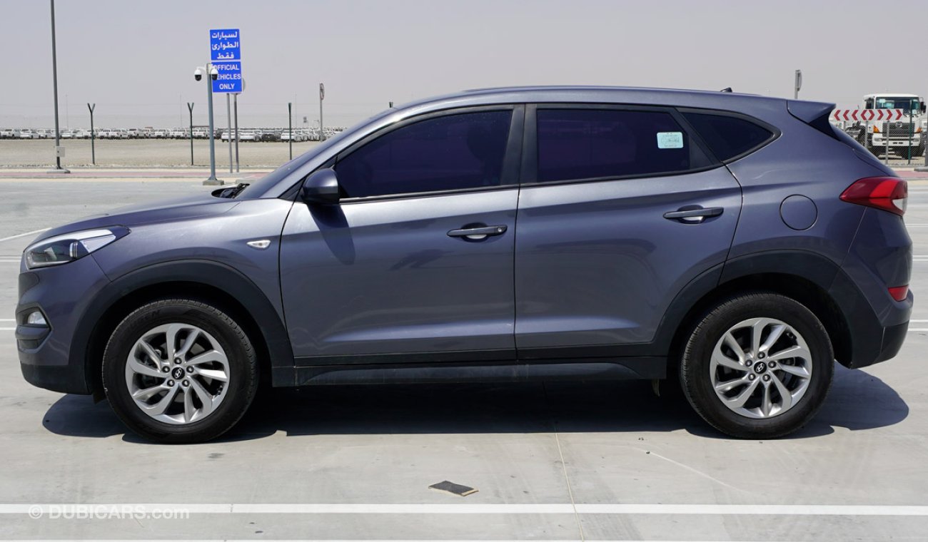 Hyundai Tucson USED HYUNDAI TUCSON DIESEL,LEATHER SEAT,ALLOY WHEELS FOR EXPORT ONLY (CODE : 58973)