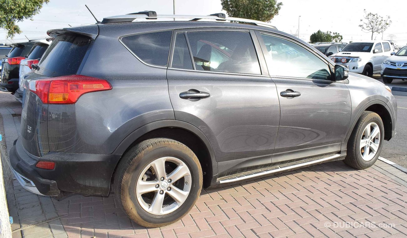 Toyota RAV4 XLE AWD