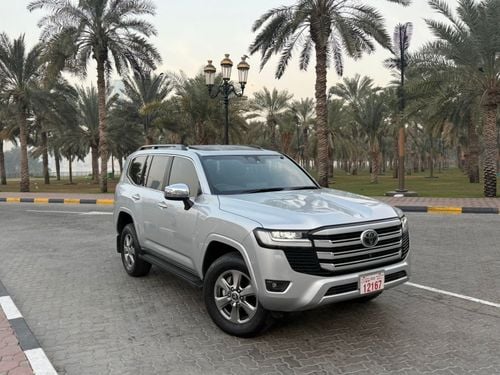 Toyota Land Cruiser 2025 Model VXR Full Option RHD Car is very clean and perfect condition