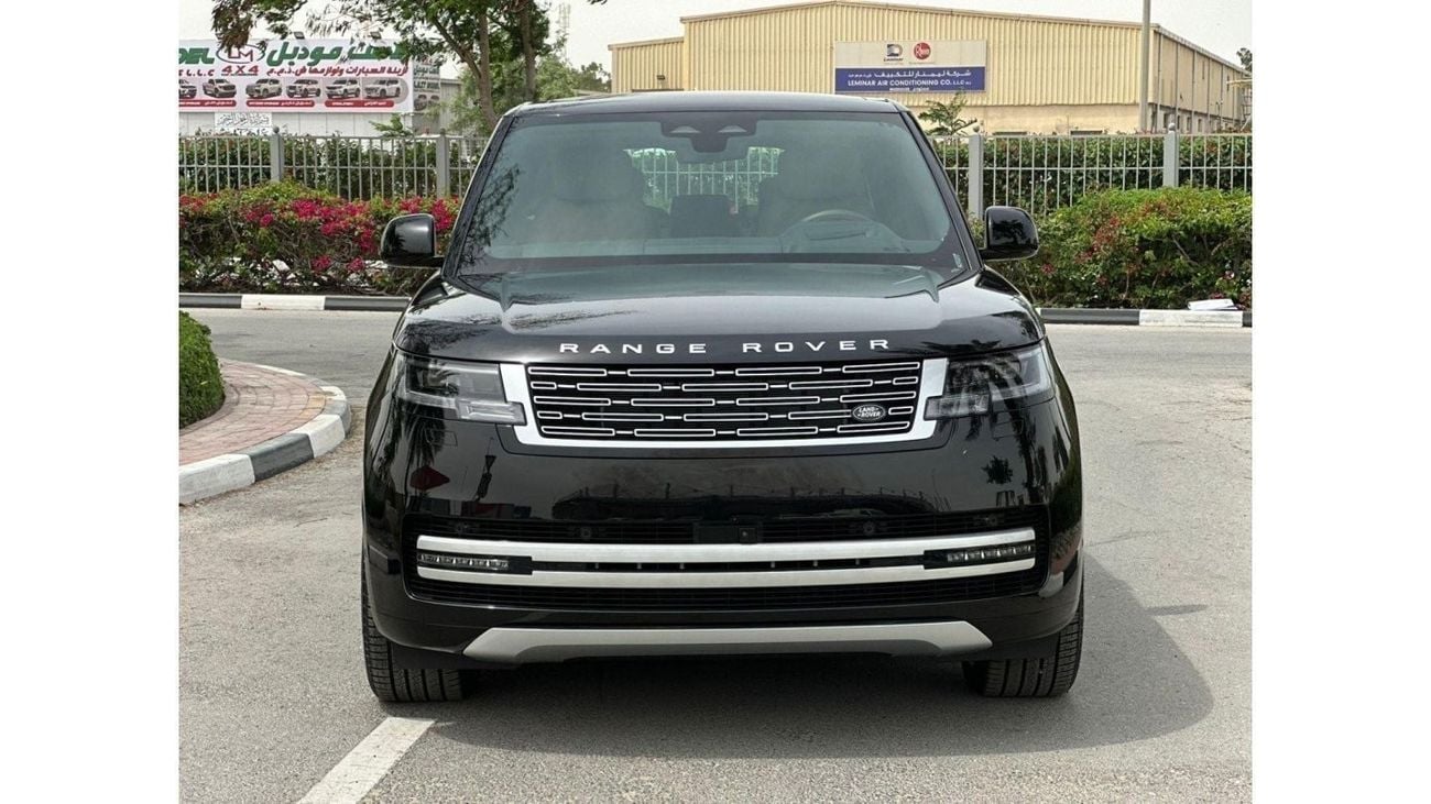 Land Rover Range Rover GCC SPEC UNDER WARRANTY AND SERVICE