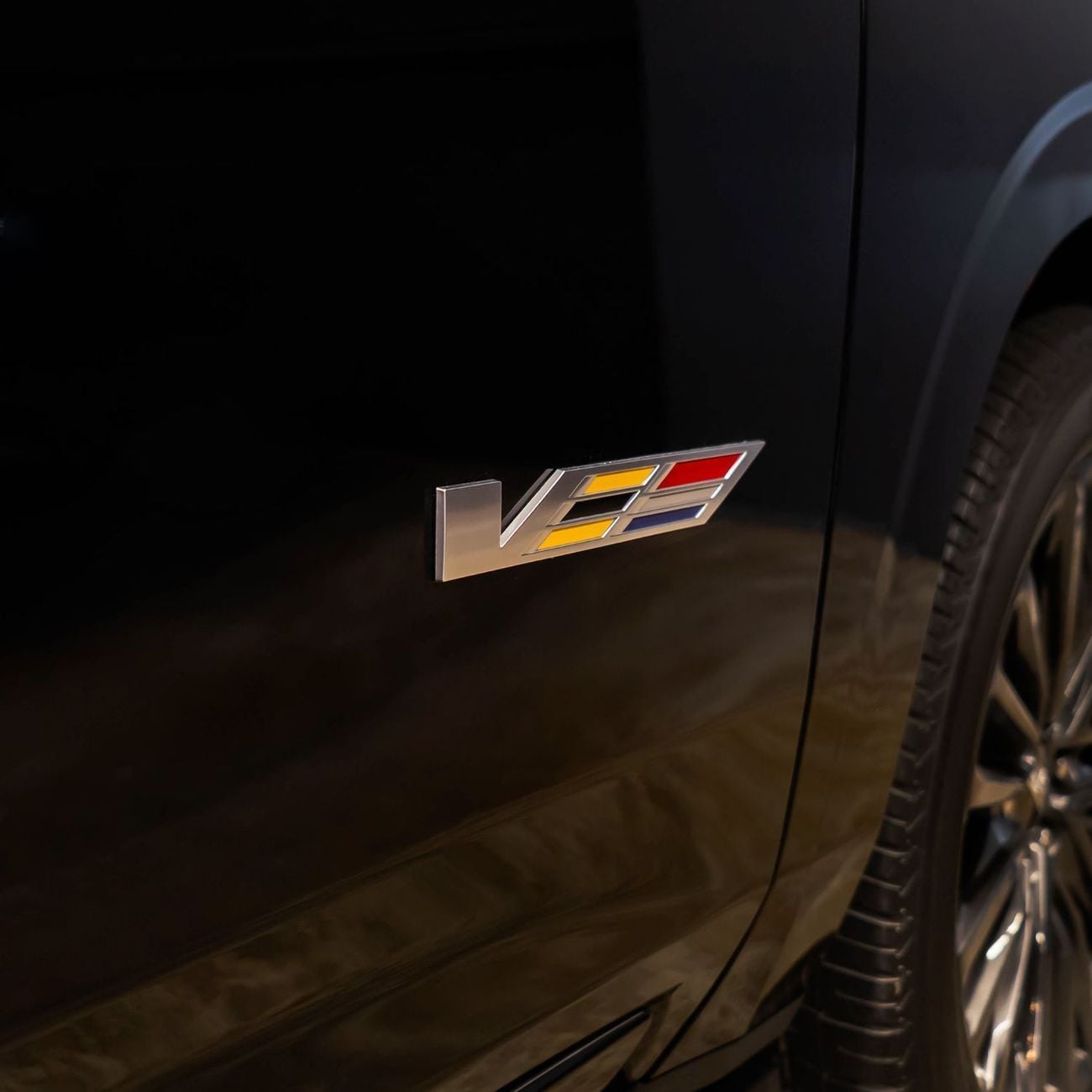 Cadillac Escalade Escalade-V 6.2L AED 8,240 p.m • 0% Downpayment • Cadillac Escalade V  • Agency Warranty