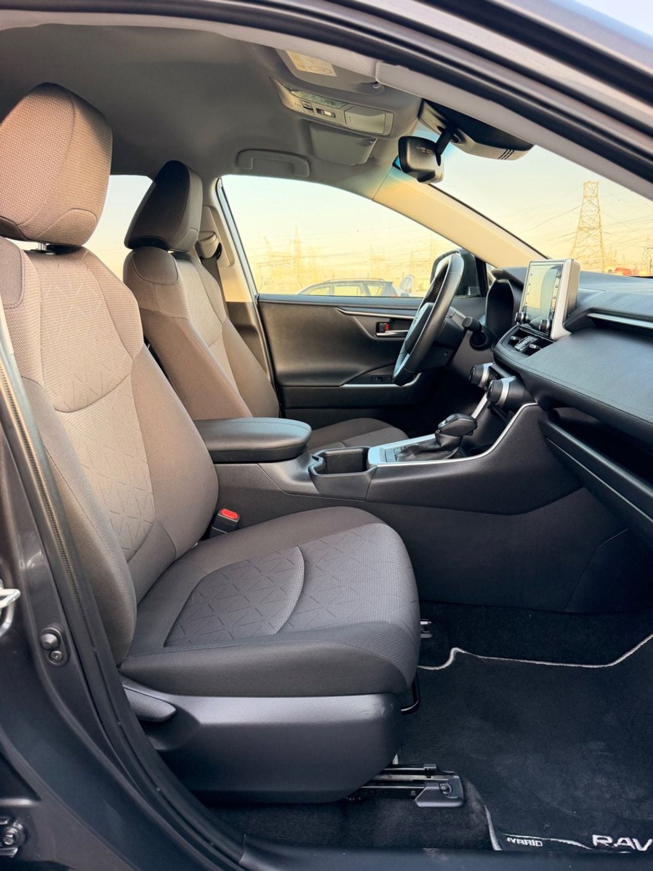Toyota RAV4 Hybrid 2.5 L Hybrid 2022
