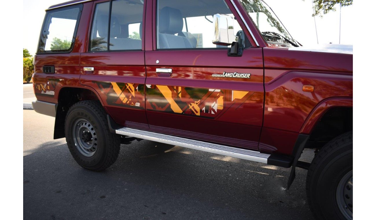 Toyota Land Cruiser Hard Top 76 V6 4.0L Petrol MT With Diff.Lock