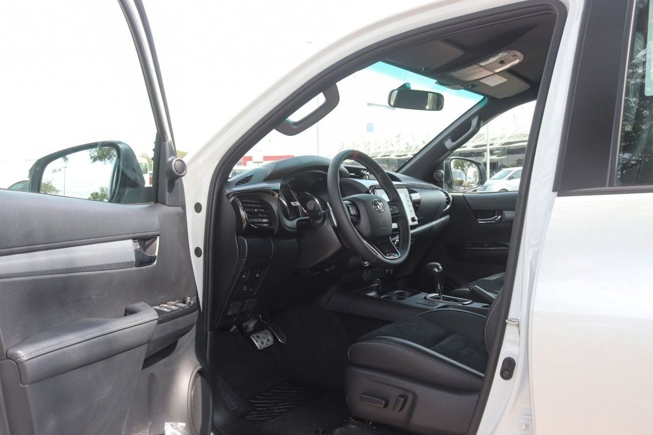 تويوتا هيلوكس GR-Sport DC | 4.0L Petrol 4WD 6Speed Automatic, With Compressor | 2026 Model | Ready for Export