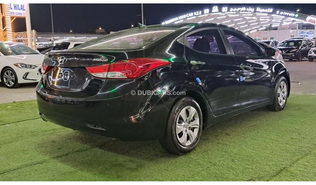 Used Hyundai Avante 2012 for sale in Dubai - 675056