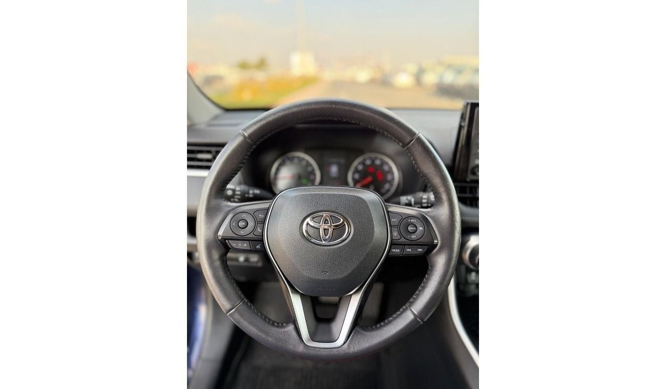 تويوتا راف ٤ TOYOTA RAV4 XLE premium 2021