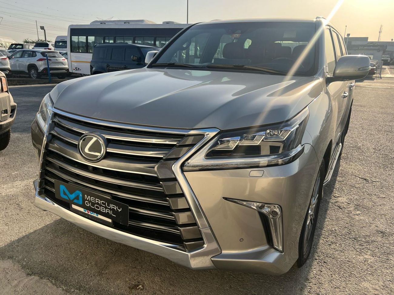 Lexus LX 570 Platinum 5.7L