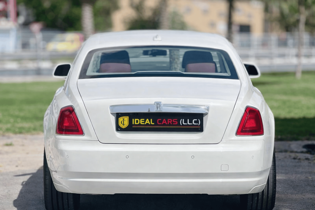 Rolls-Royce Ghost Std 6.6L l ROLLS ROYCE GHOST l GCC SPECS l 6.6L W12 l YEAR 2017 l