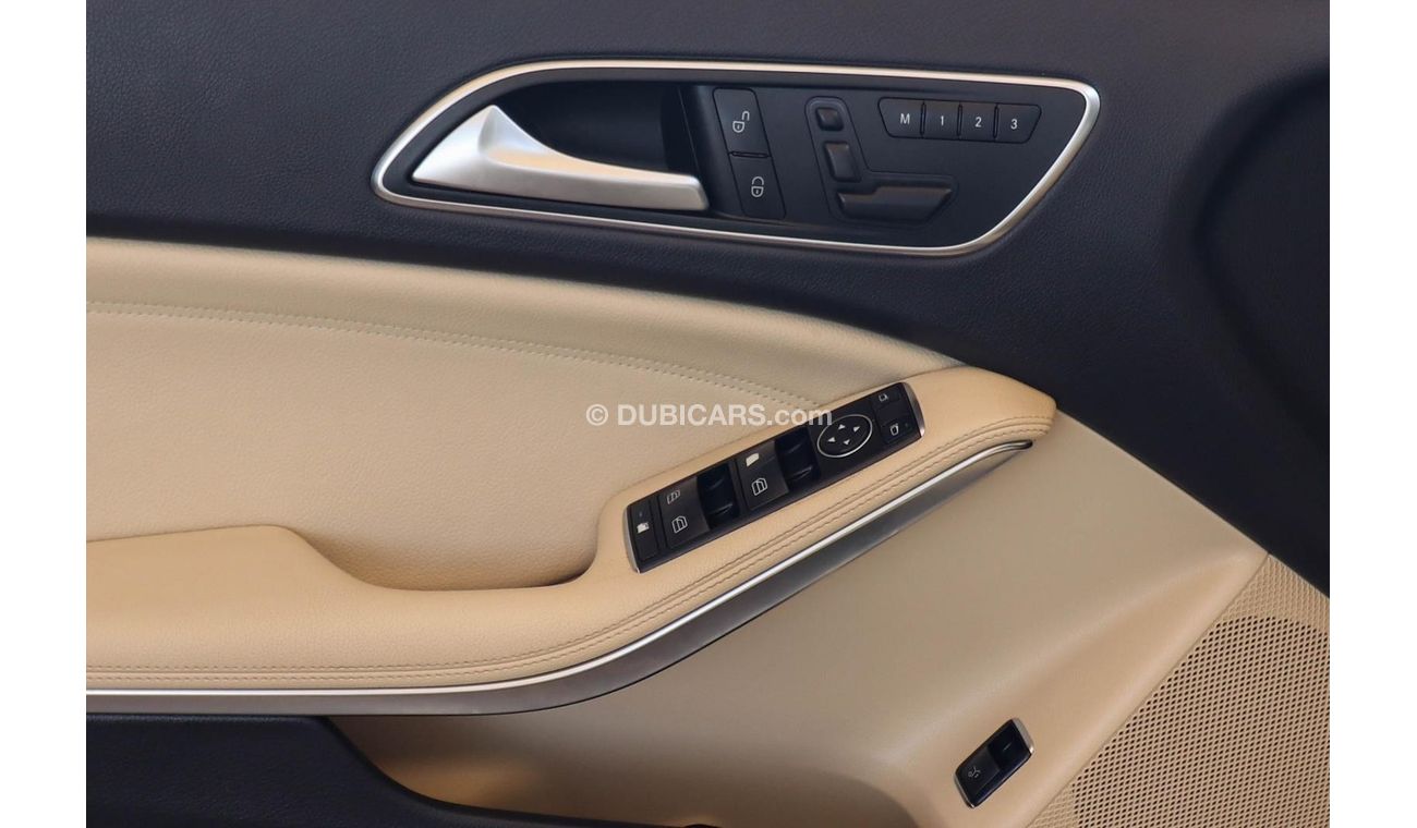 Mercedes-Benz GLA 250 X156