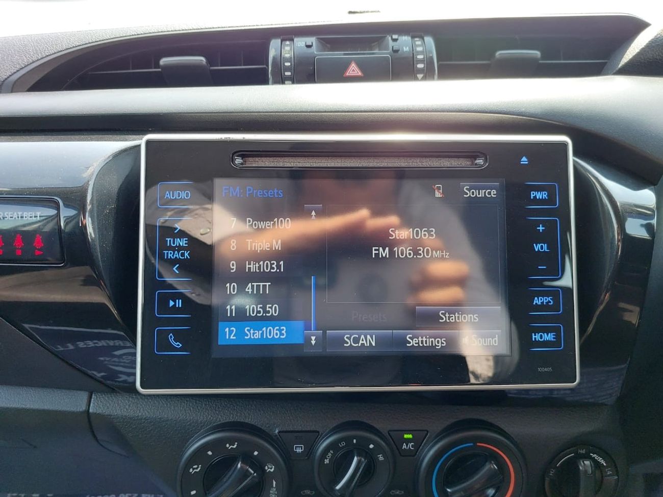 Toyota Hilux TOYOTA HILUX PICK UP RHD 2017 MODEL 2.8 L DIESEL AUTOMATIC(PM99941)