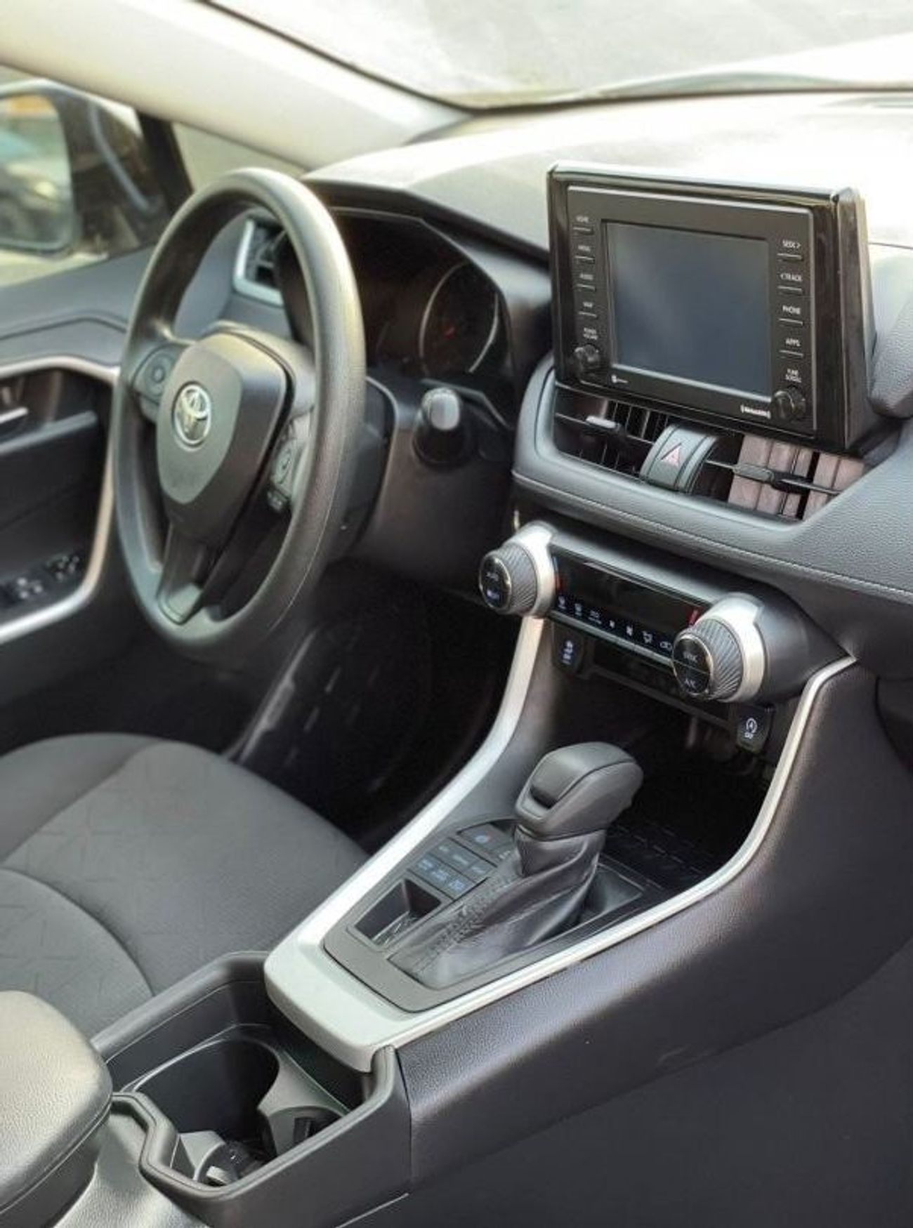 تويوتا راف ٤ 2021 Toyota Rav4 XLE 4x4 AWD MidOption+ 2.5L V4 - Low  8,400 Mileage ---UAE PASS