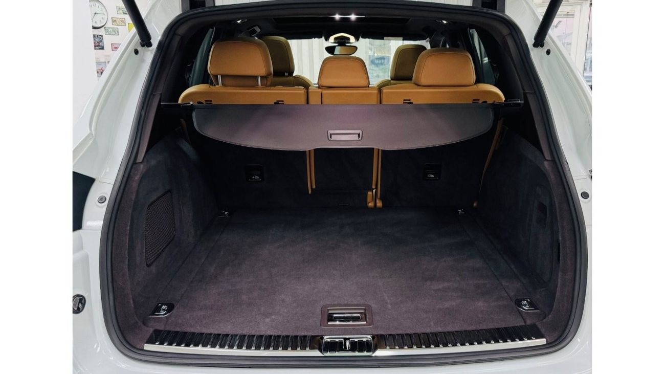 Porsche Cayenne GCC .. S .. V6 .. FSH .. Perfect Condition .. Top Range