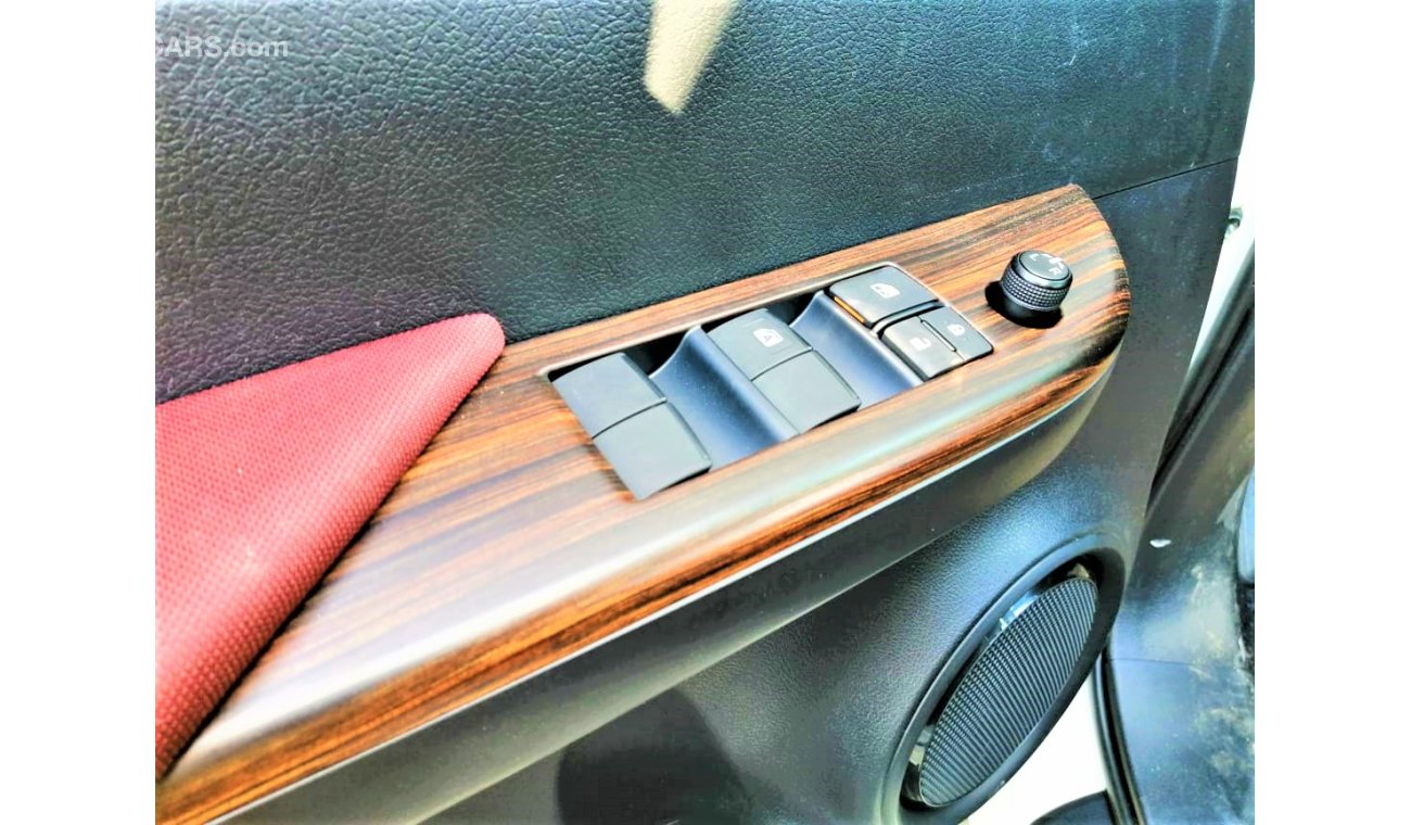 Toyota Hilux 2.7 full option with fridge and compr