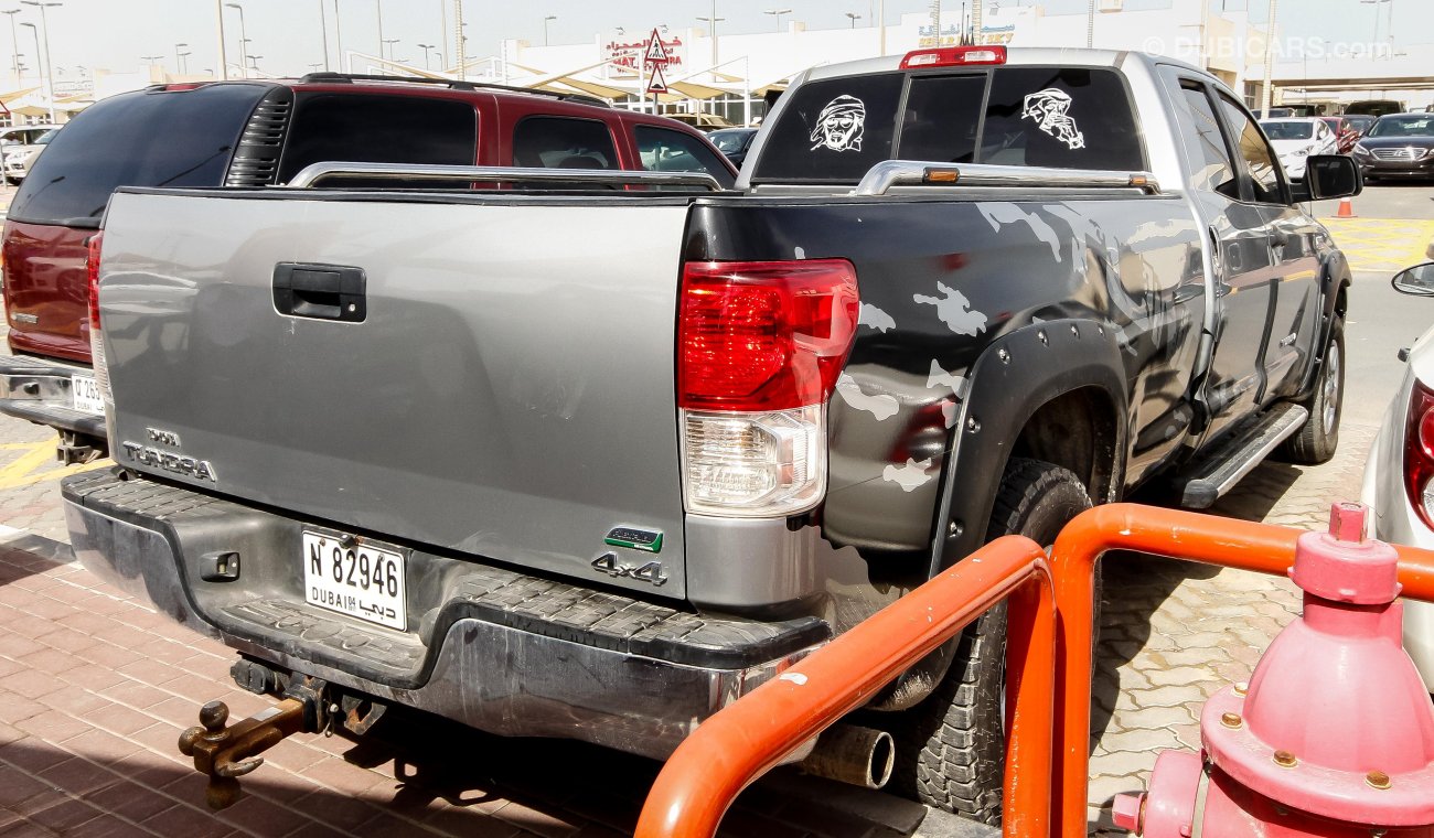 Toyota Tundra 5.7L V8