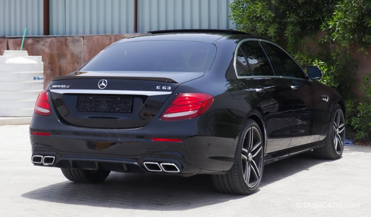 Mercedes-Benz E 63 AMG